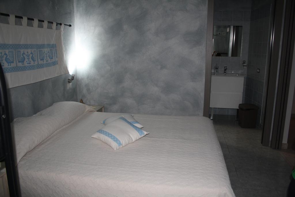 ヴィッラプッツ La Pavoncella Bed & Breakfast エクステリア 写真