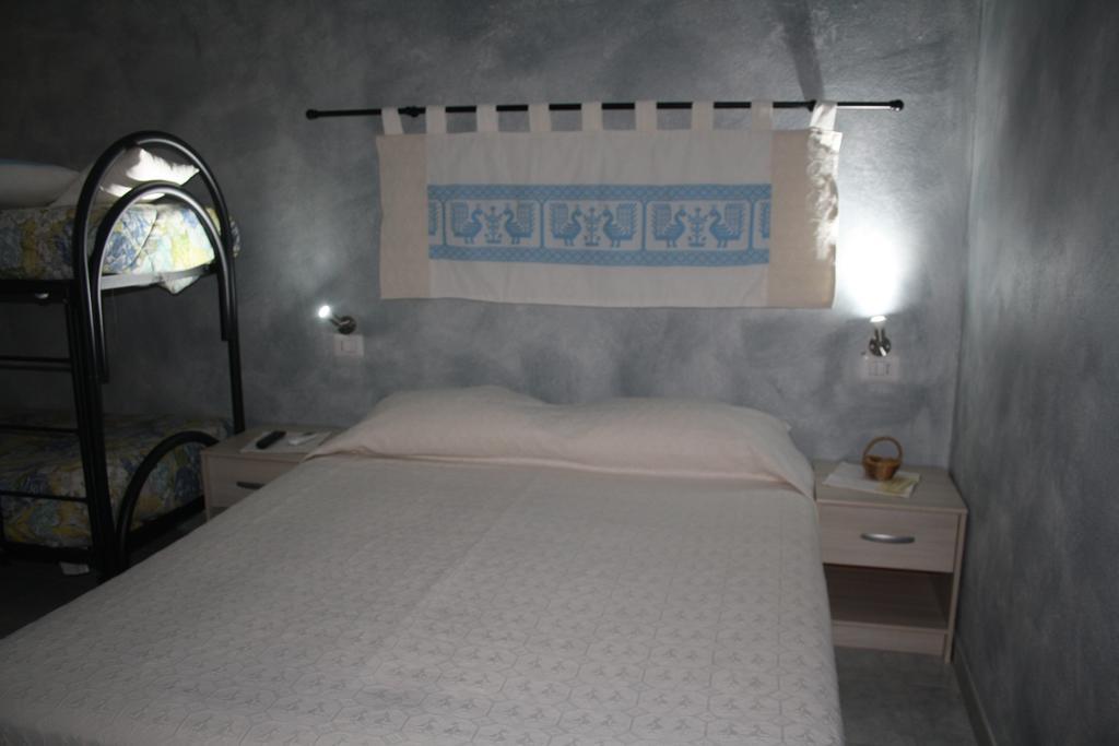 ヴィッラプッツ La Pavoncella Bed & Breakfast エクステリア 写真